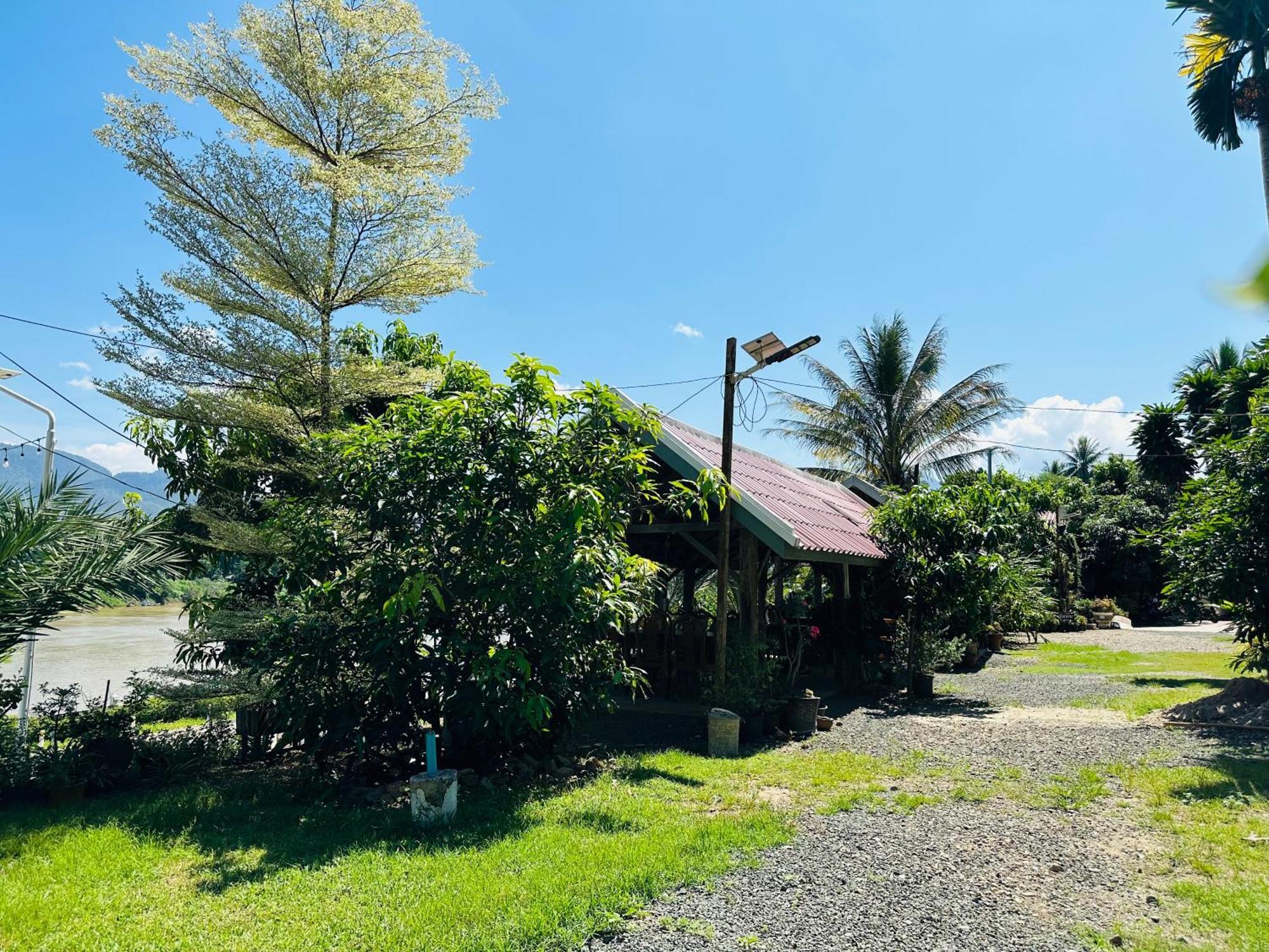 Kingkham Riverside Hotel Λουάνγκ Πραμπάνγκ Εξωτερικό φωτογραφία